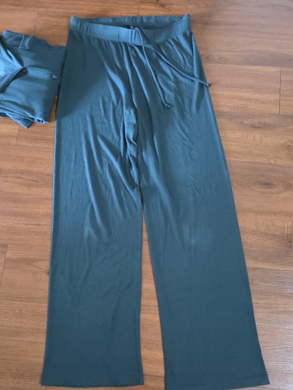 Skims Ribbed Pajama Set Medium - Picture 4 of 5
